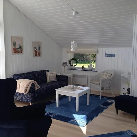 Freundliches Sommerhaus Feriehus Præstø